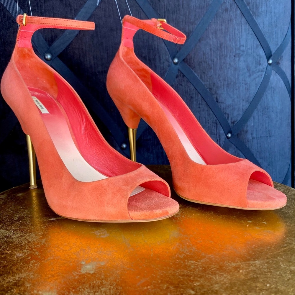 Miu Miu Coral & Gold Suede Ankle Wrap Heels 38.5
